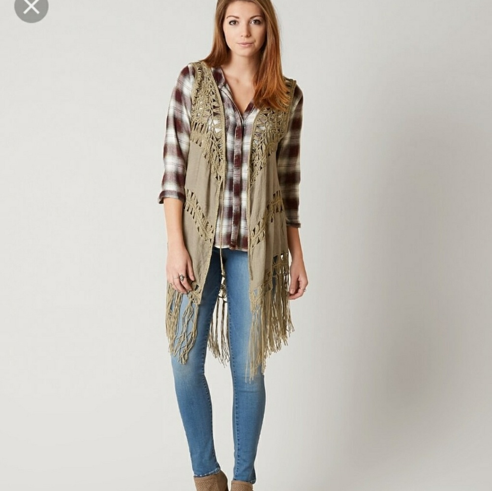 Macarame Fringe Vest